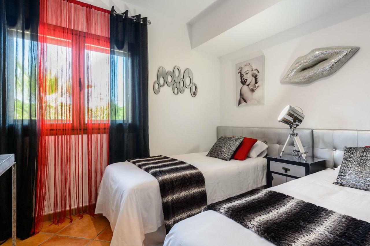 Serena Villa *