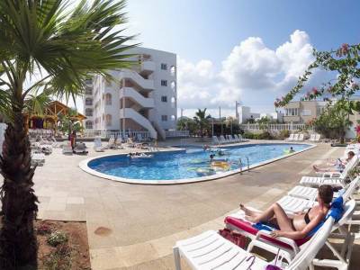 Vibra San Marino Aparthotel 3*