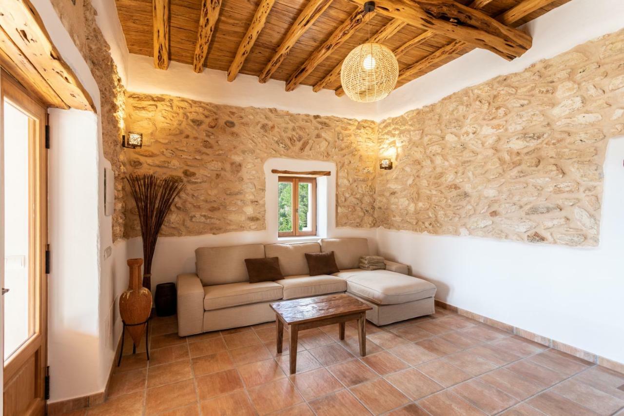 Holiday home Casa Can Codolar Sant Llorenc de Balafia
