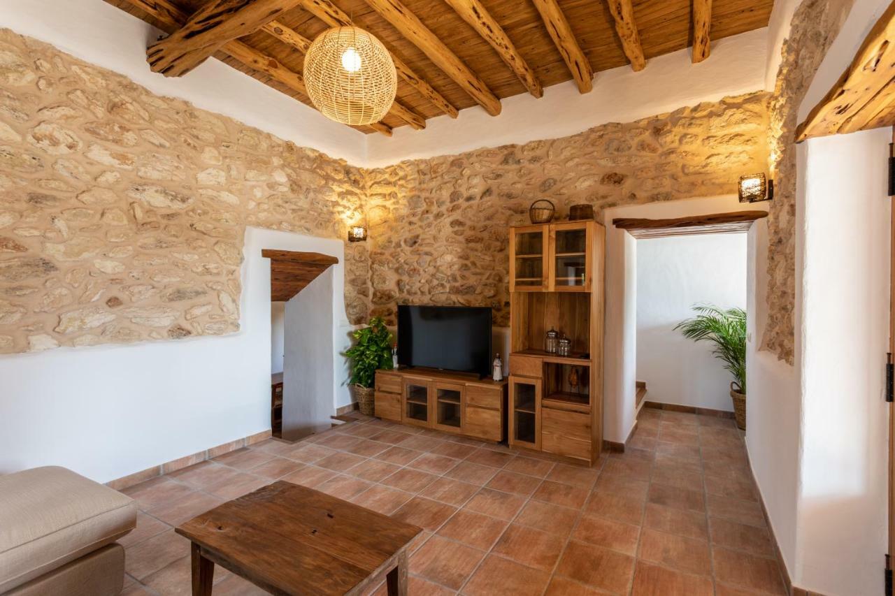 Holiday home Casa Can Codolar Sant Llorenc de Balafia