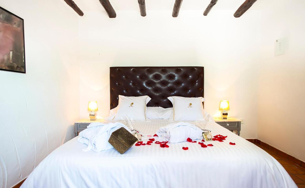 Pere Lifestyle & Cala Llonga (Ibiza)
