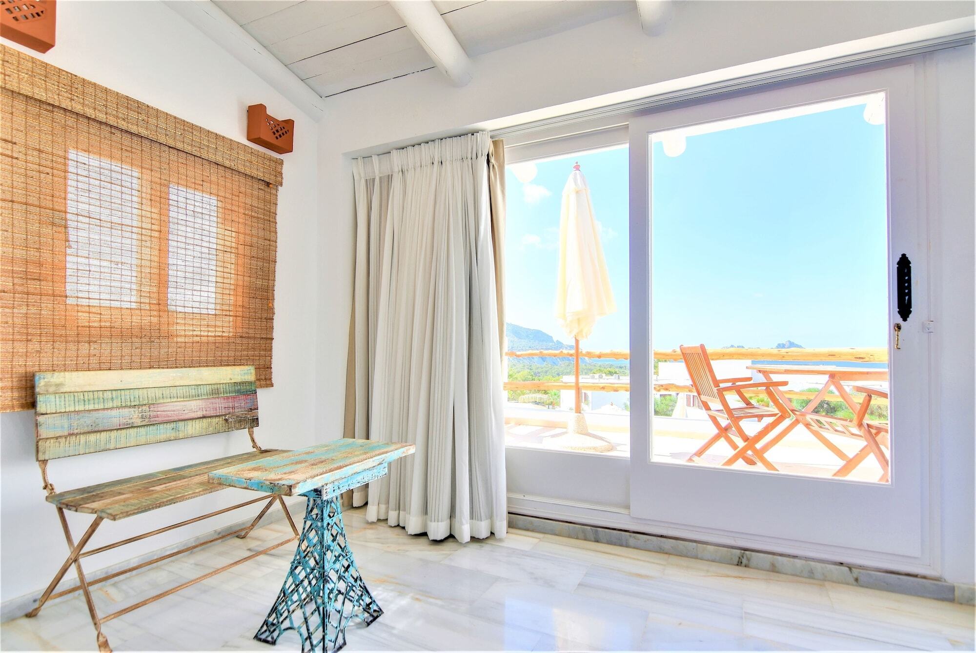 Hotel Petunia Ibiza (adults Only) 3*