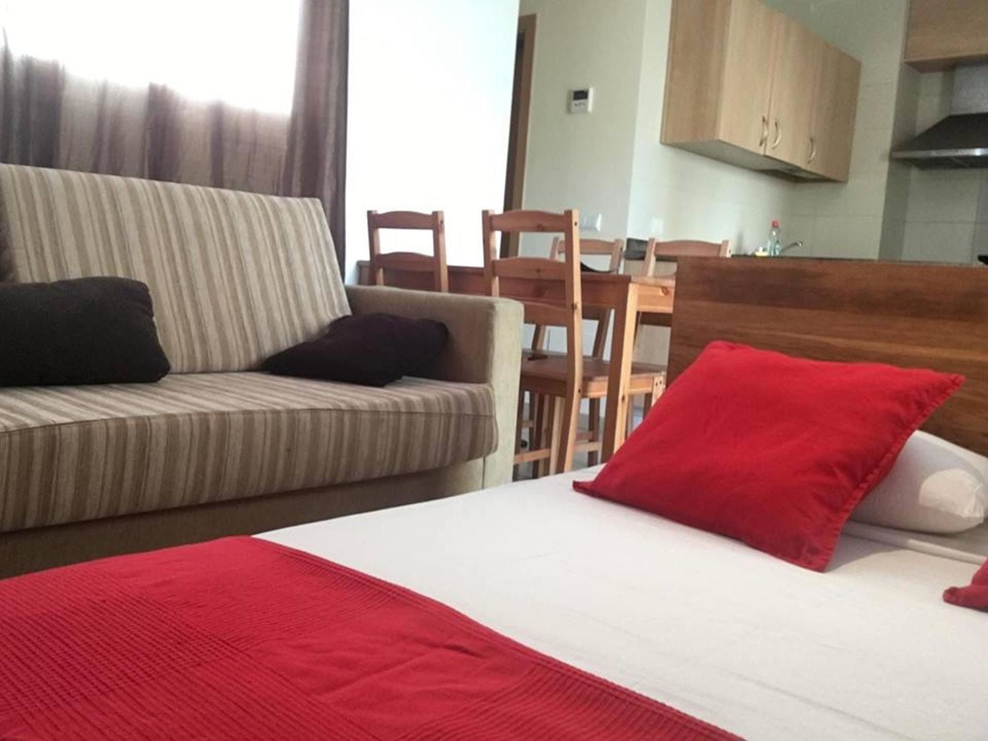 With One Bedroom In Eivissa, With Balcony And Wifi - 100 M F