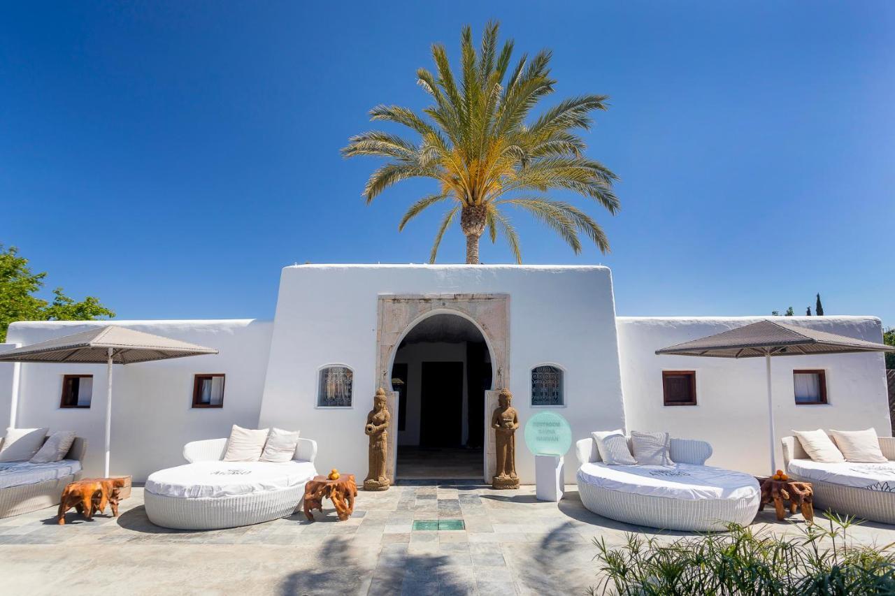 Atzaro * Santa Eulária des Riu