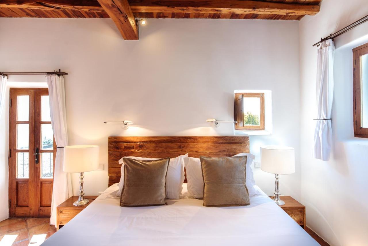 Atzaro Santa Eulária des Riu