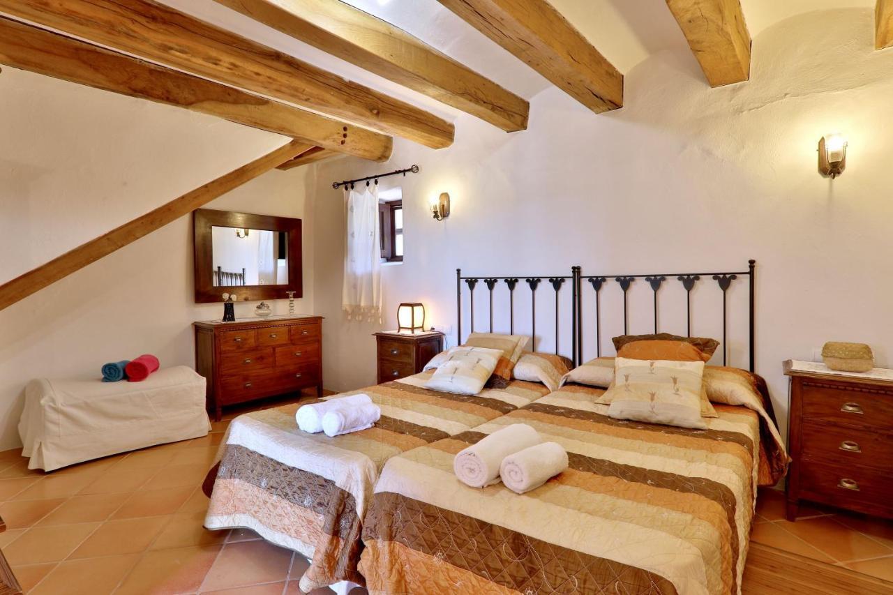 Caseres Villa *
