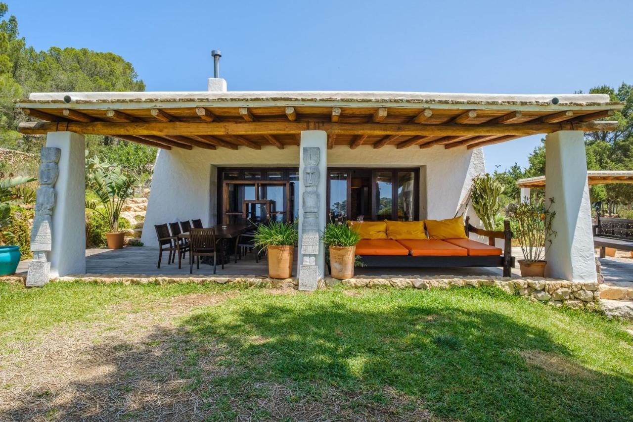 Sarahmuk Villa *