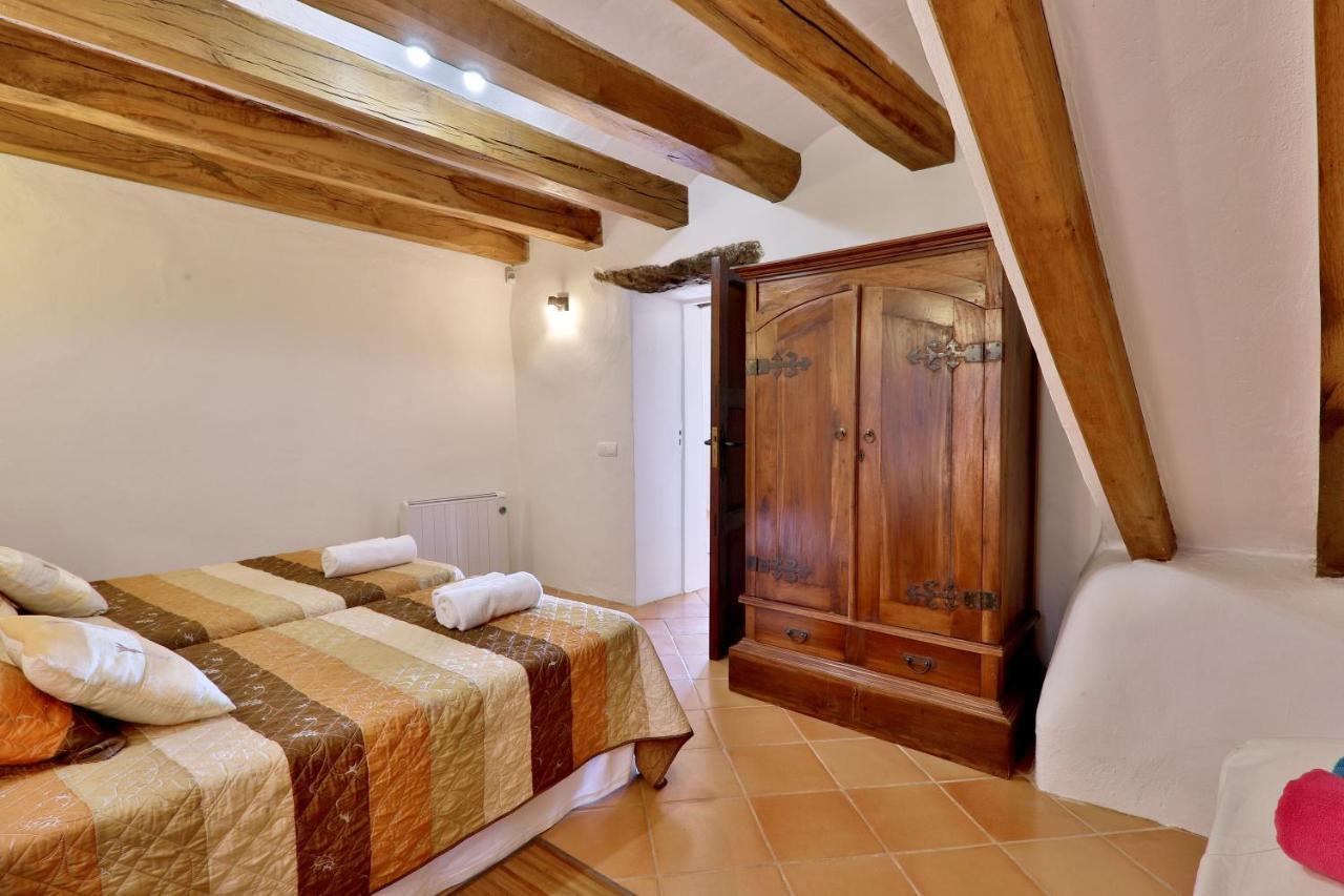 Villa Caseres