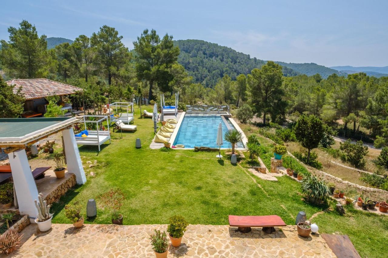 Sarahmuk Villa *