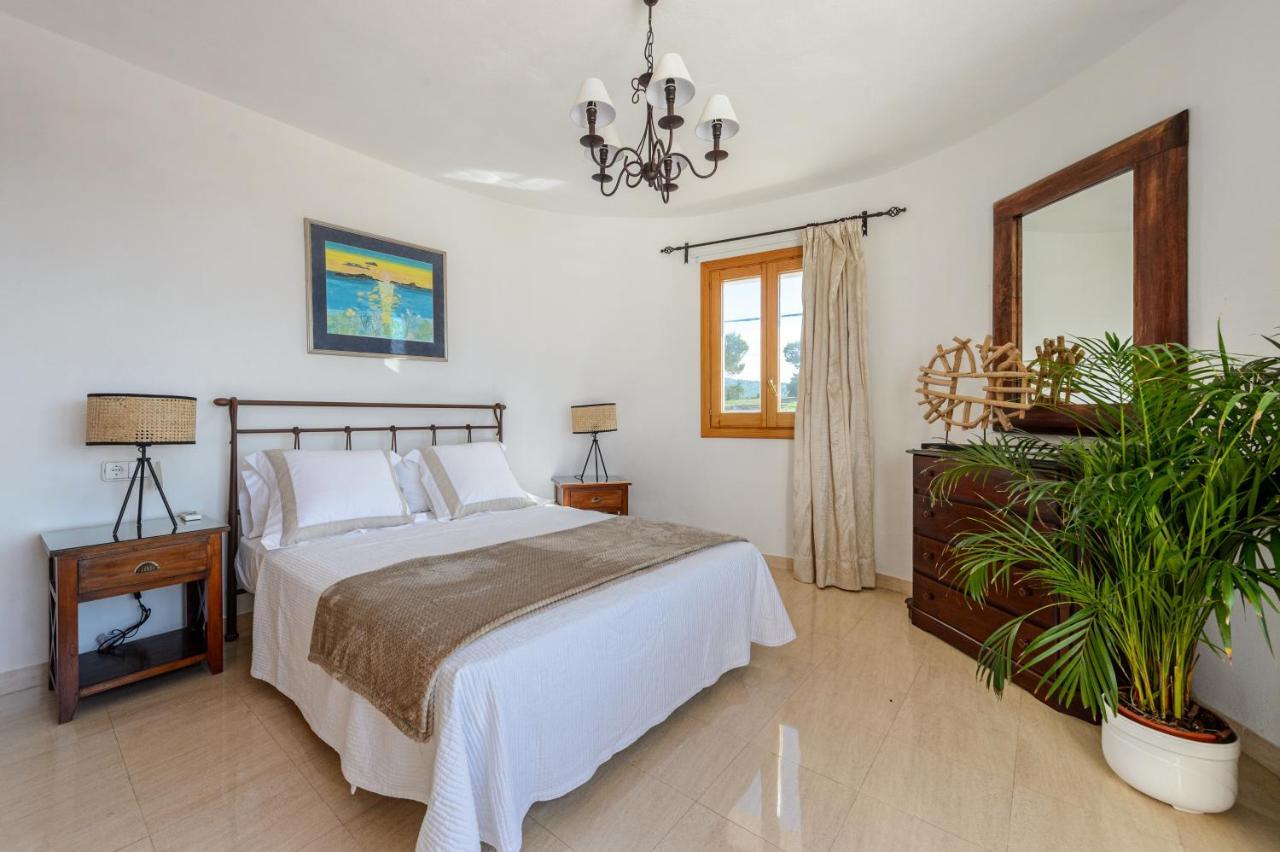 Costa Cala Vadella (Ibiza)