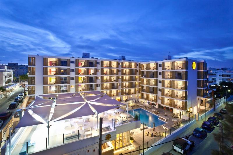 Ryans - Only Adults 3* Ibiza Town