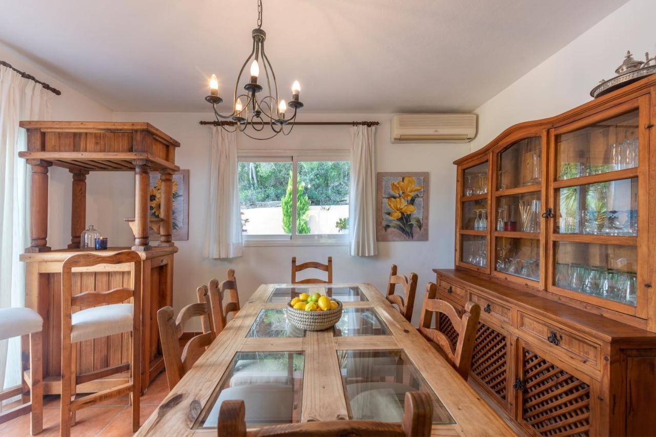 Mercedes Villa *
