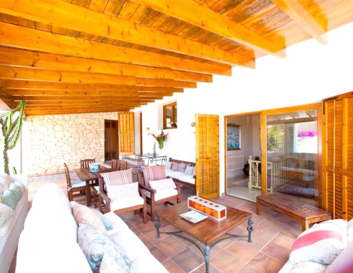 Villa Holiday Carrer Tauet *