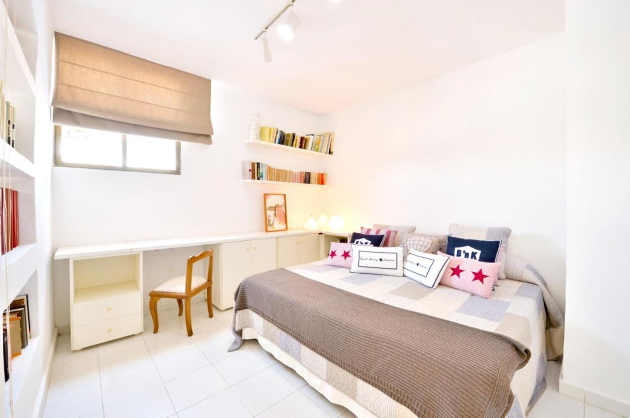 Villa Holiday Carrer Tauet Can Furnet