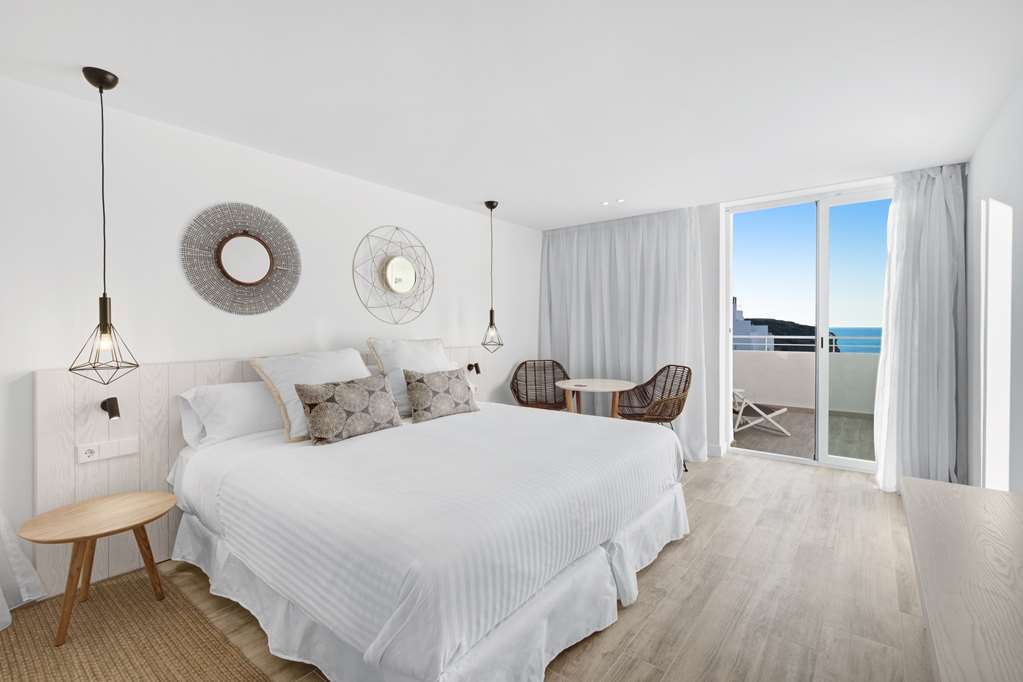 Barcel - Adults ... Hotel *