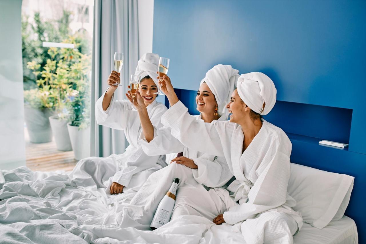 Aparthotel Ebano & (adults Only)