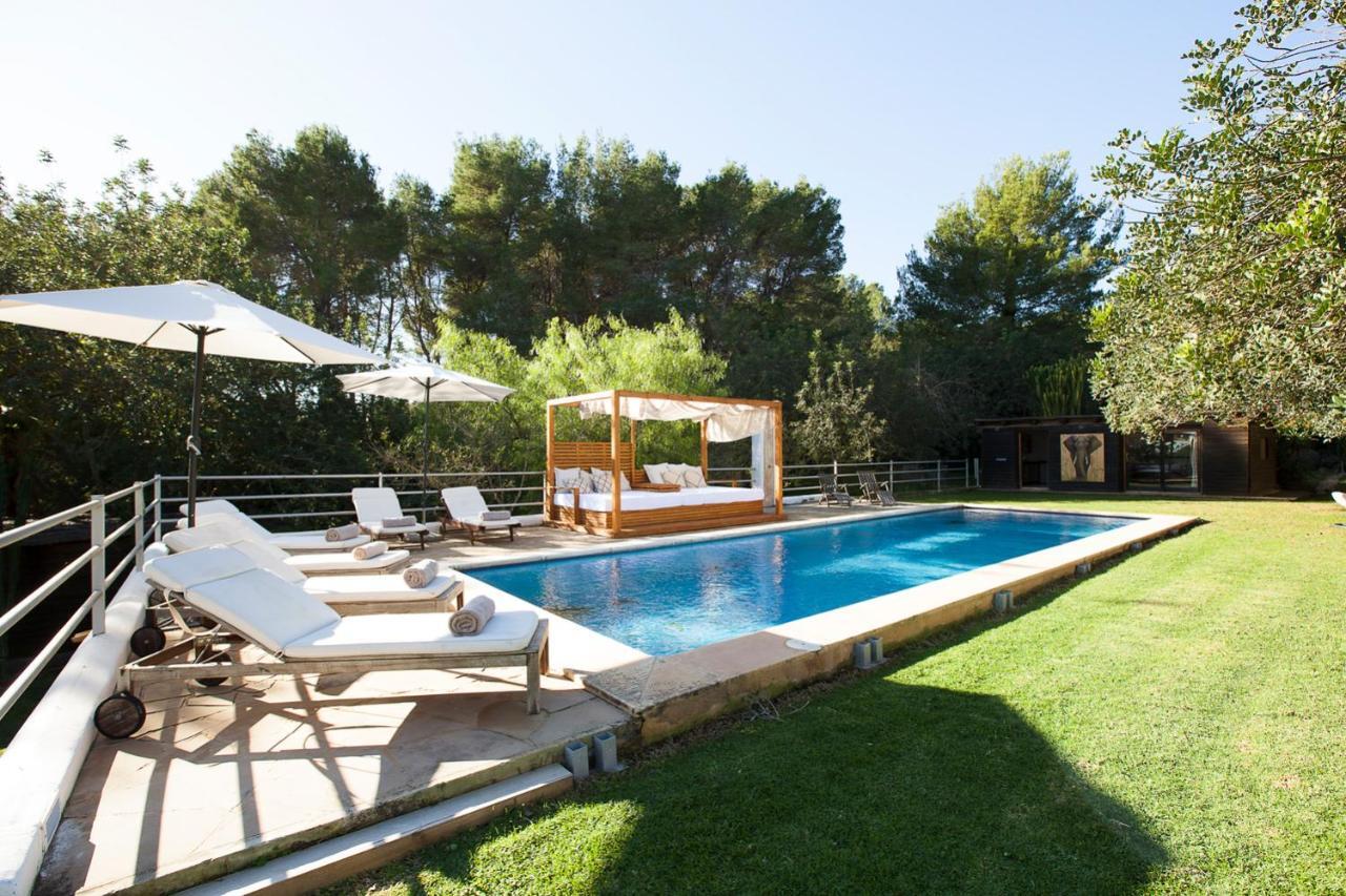 The White Lotus Ibiza * Santa Gertrudis (Ibiza)