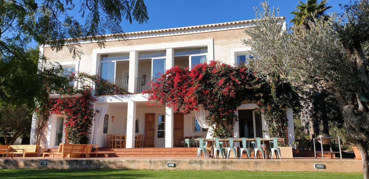 The White Lotus Ibiza * Santa Gertrudis (Ibiza)
