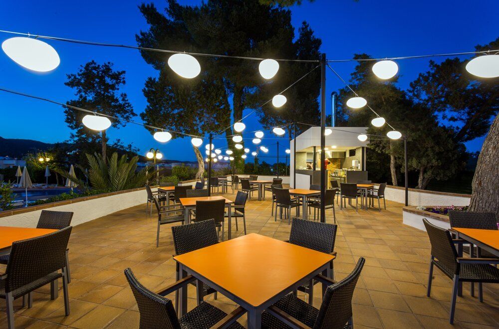 Sirenis Club Siesta Hotel 4*