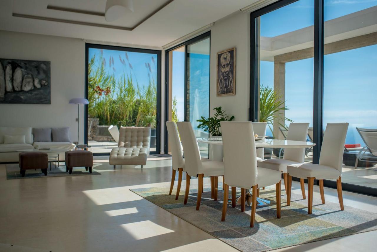 Hilltop Villa *