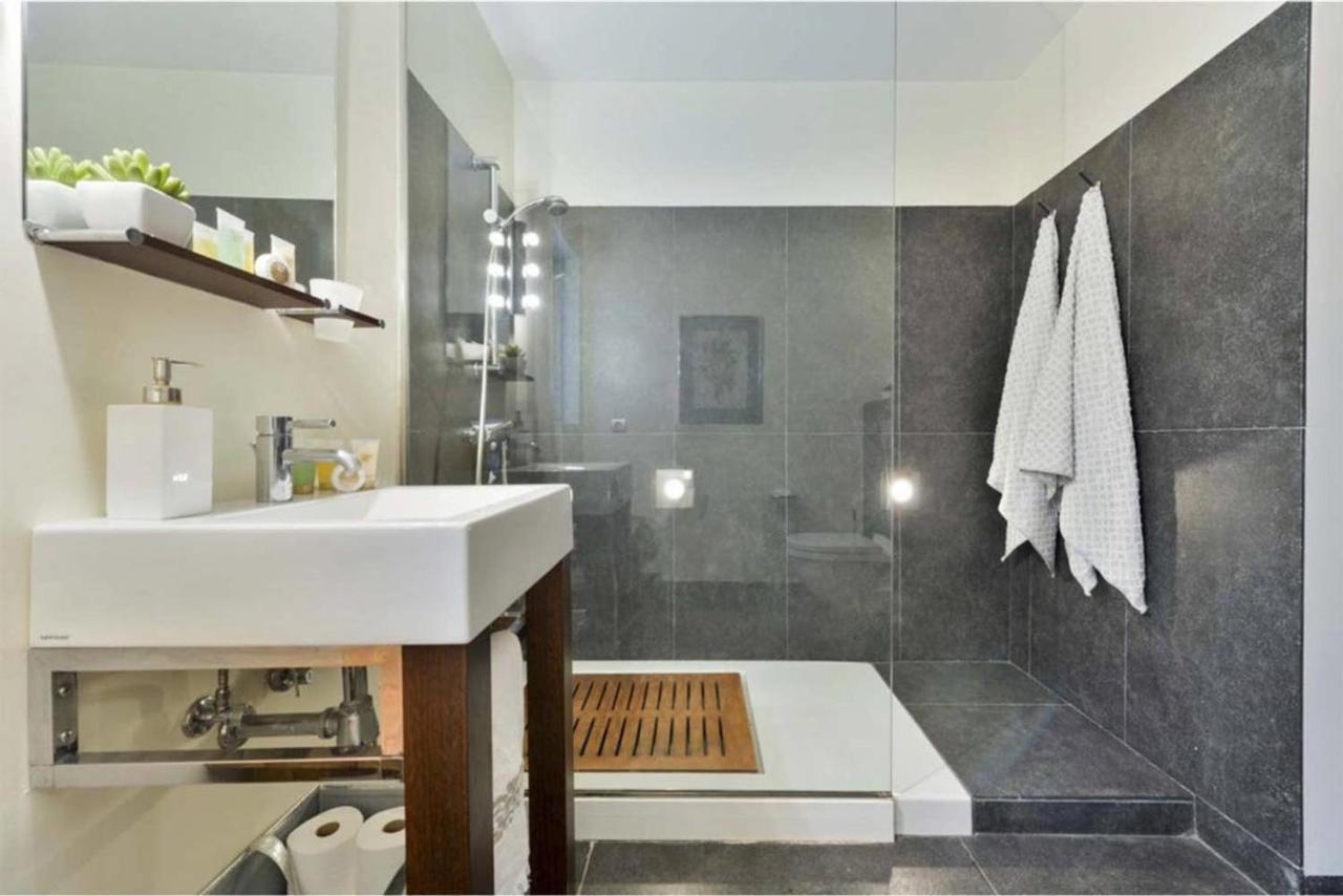 Cool By Eivillas *