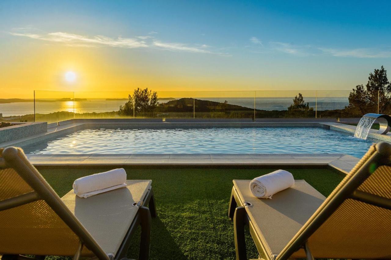 Sa Rota Luxury Sea Views *