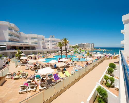 Playa Bella Apartahotel San Antonio Abad