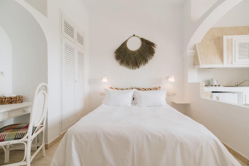 Petunia Ibiza (adults Only) 3*