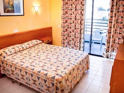 Vibra Isola - Adults Only