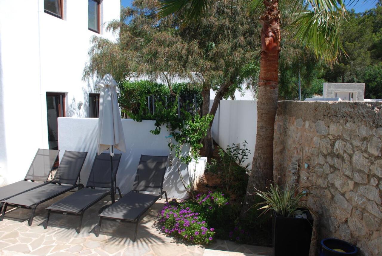 Rent This Luxury With Private Pool, Ibiza 1059 Villa *