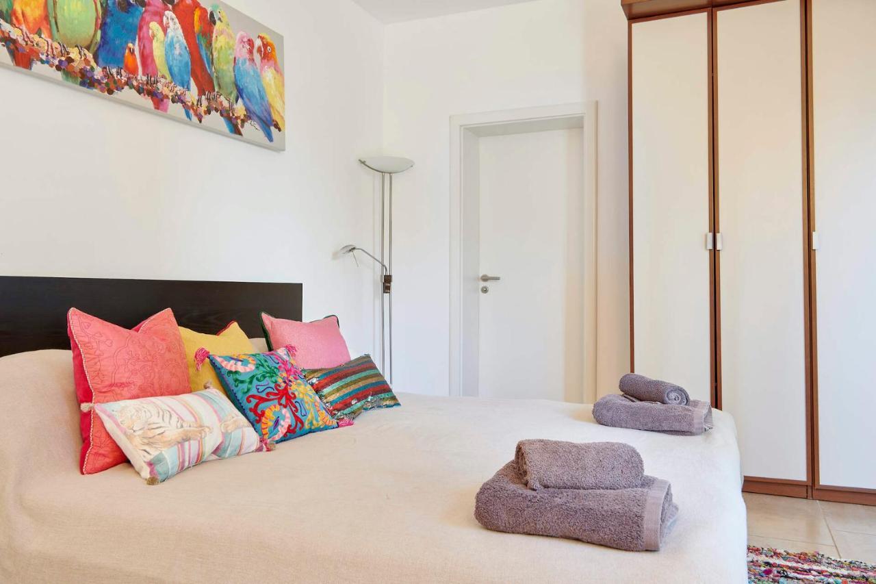 Rent This Luxury With Private Pool, Ibiza 1059 Villa Santa Eulária des Riu
