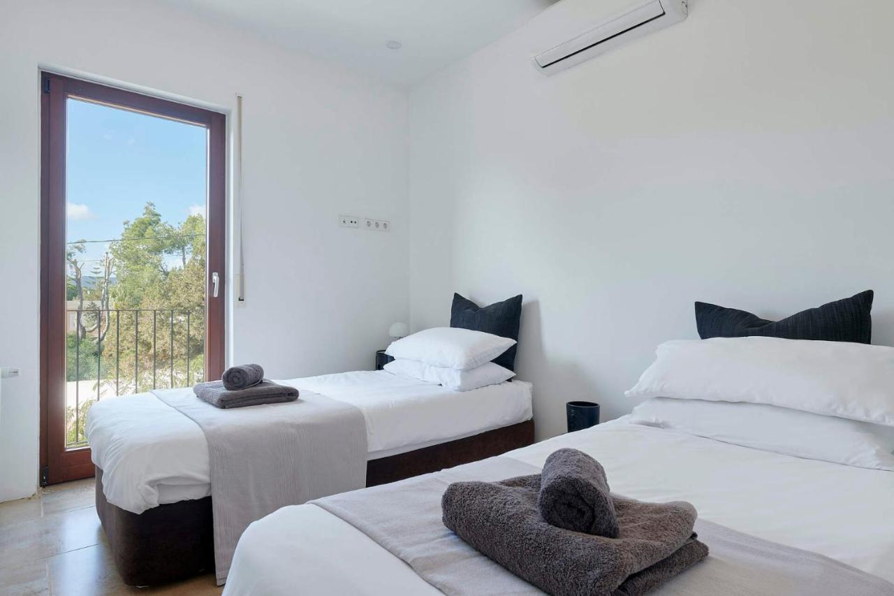 Rent This Luxury With Private Pool, Ibiza 1059 Villa Santa Eulária des Riu