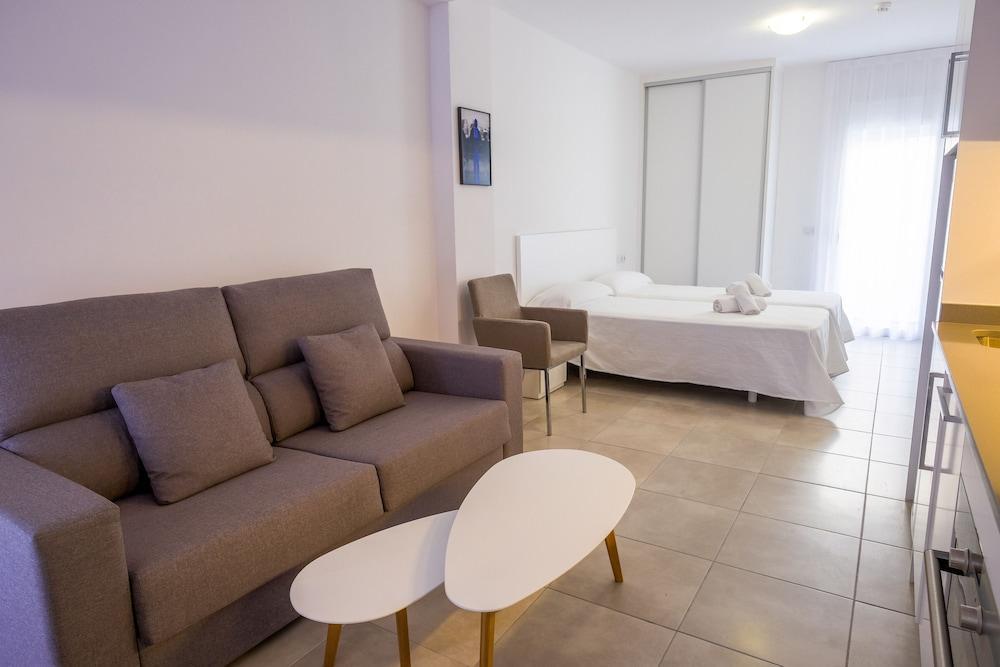 Hotel S'alamera & Santa Eulària des Riu