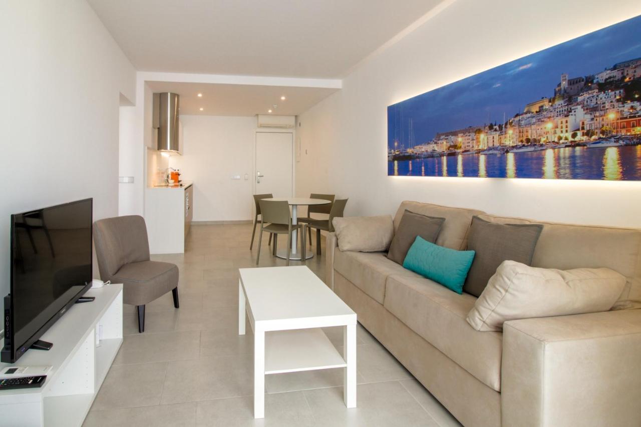 Aparthotel Apartaments B-llobet Sun & Confort 4*