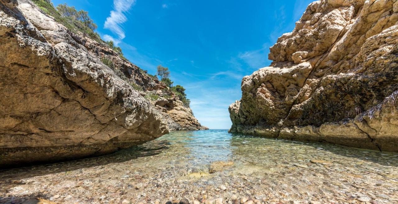 Pensión Cala Moli 3*