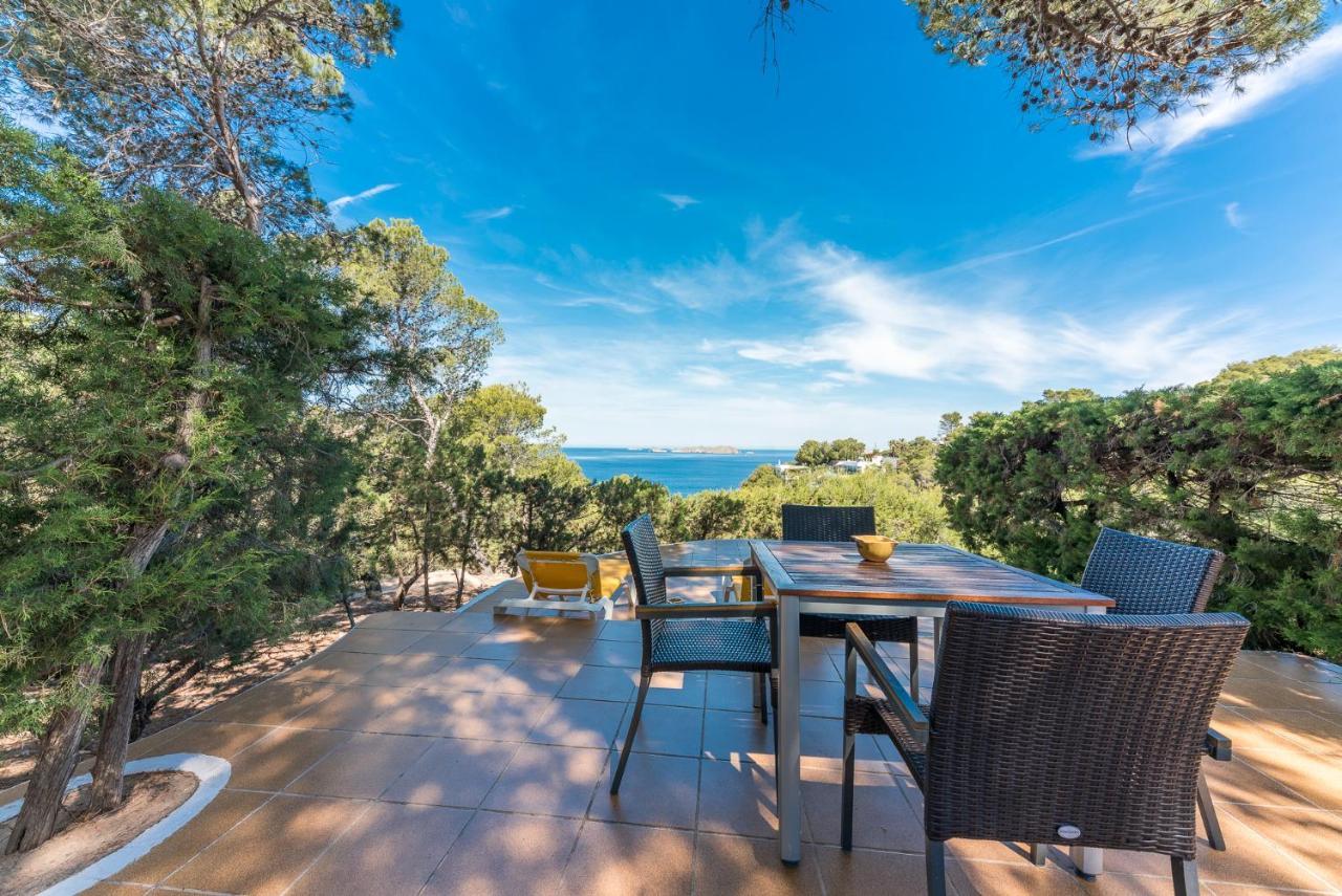 Pensión Cala Moli Cala Tarida (Ibiza)