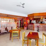 Hostal Flores