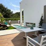 Perfect Family House Close To The Beach