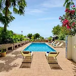 Villa In Playa Den Bossa & Ibiza Town 7Min, Bbq