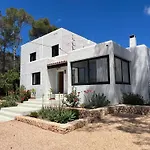 Spacious & Luxury Villa In Ibiza - Santa Gertrudis - Villa Chiquita