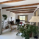 Spacious & Luxury Villa In Ibiza - Santa Gertrudis - Villa Chiquita