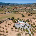 Villa Near San Antonio Sleeps 10