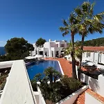 Hotel Village