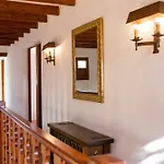 Villa Crimson