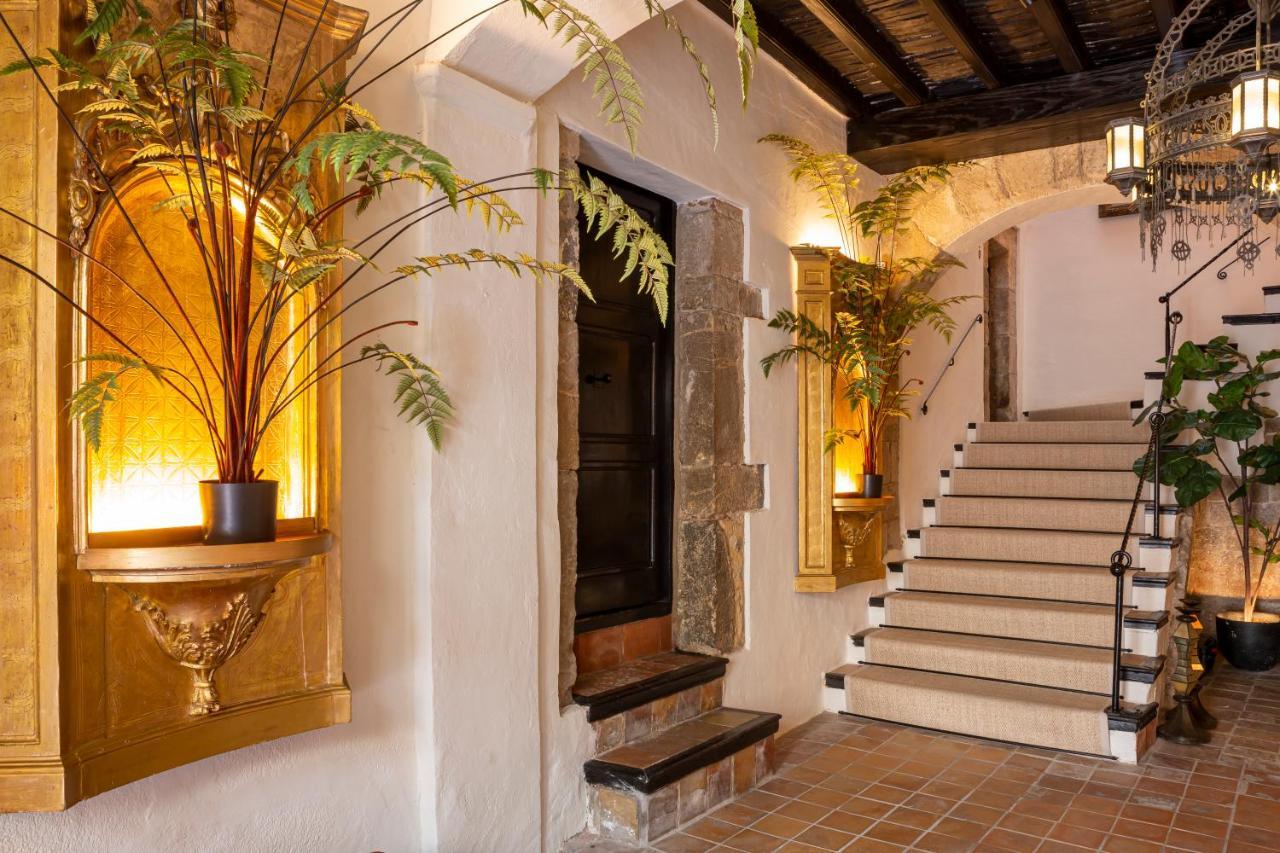 Hotel La Torre Del Canonigo - Small Luxury Ibiza Town