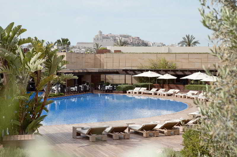 Gran 5* Ibiza Town