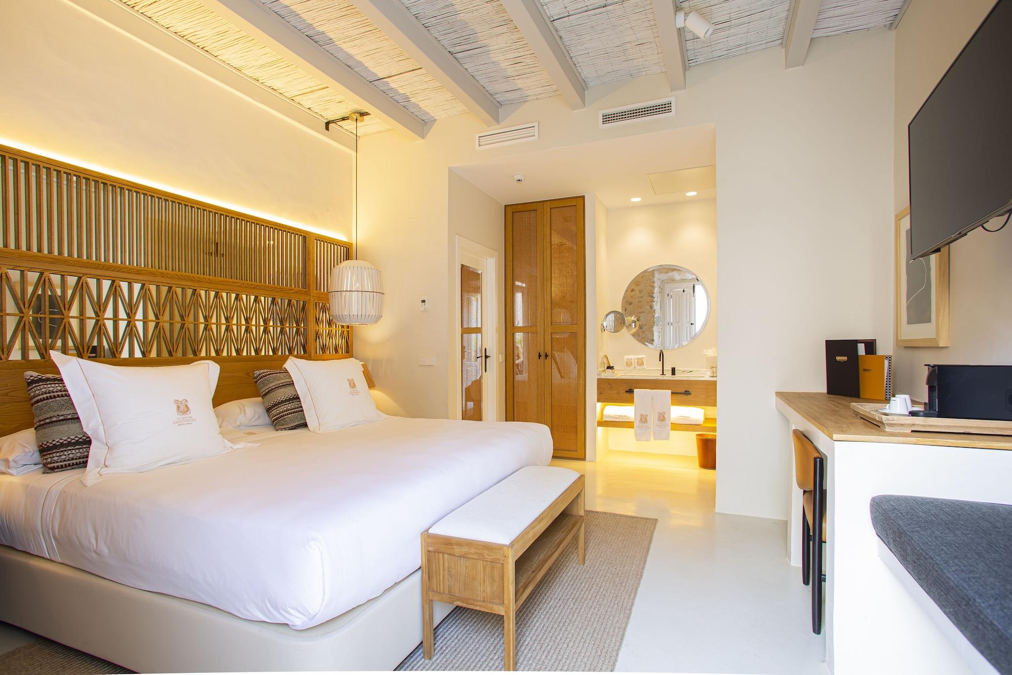 Hotel La Torre Del Canonigo - Small Luxury Ibiza Town