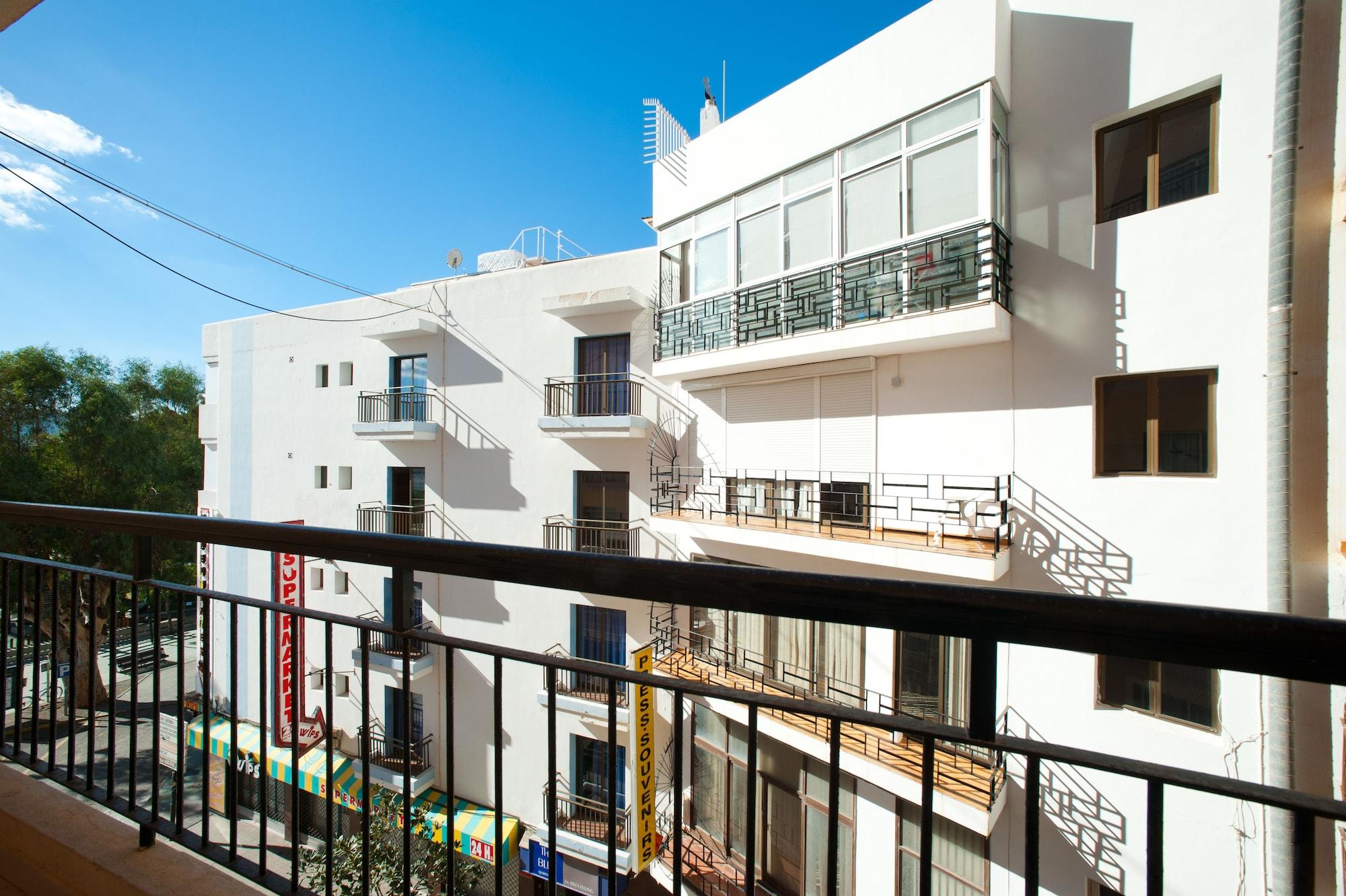 The Red - Adults Only Hotel