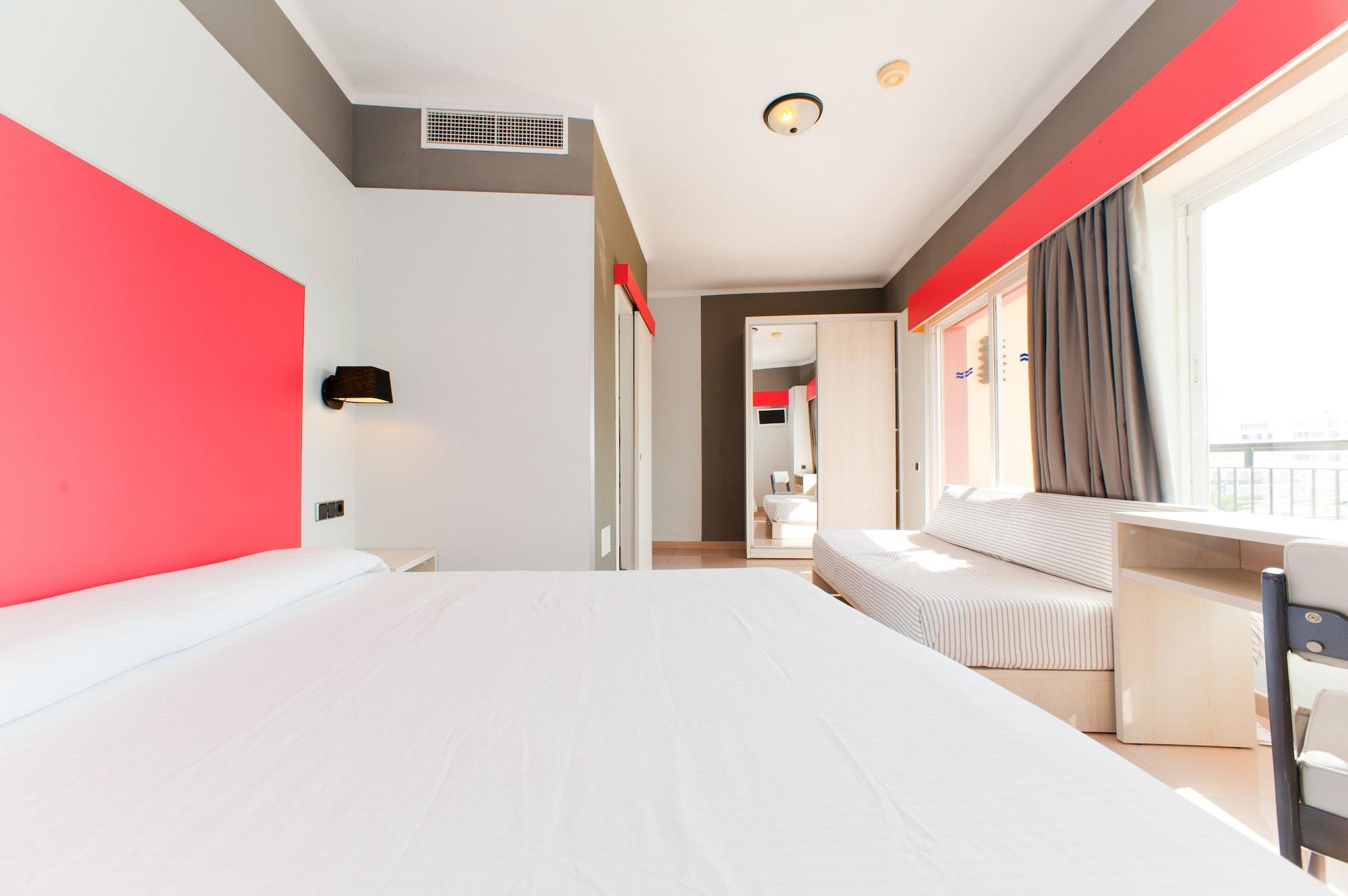 Hotel The Red - Adults Only
