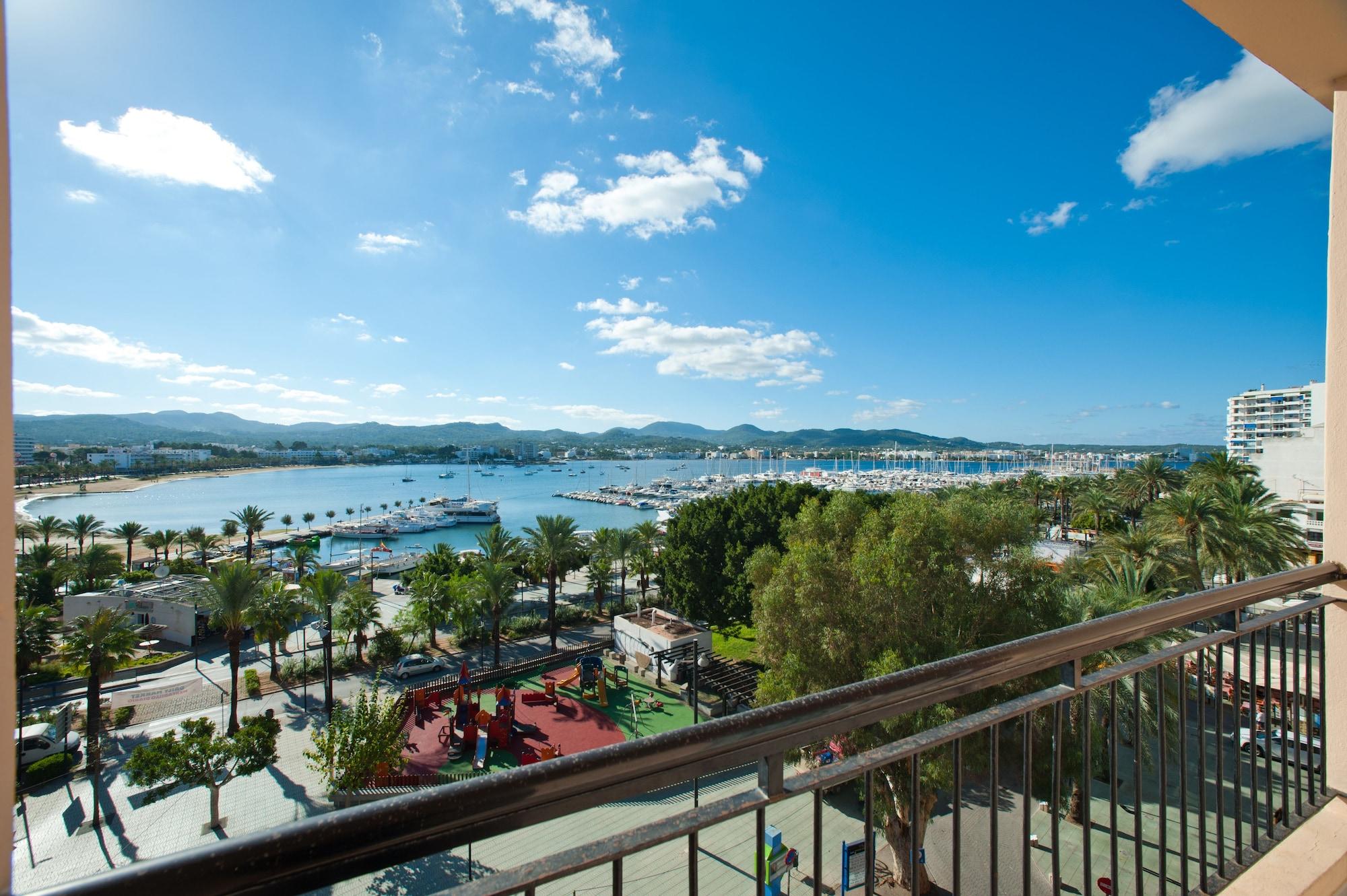 The Red - Adults Only Hotel San Antonio (Ibiza)